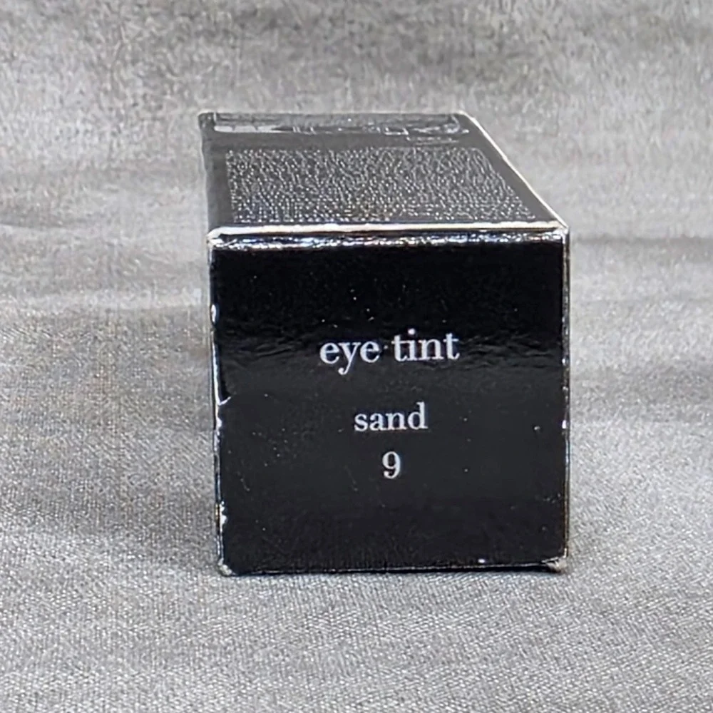 GIORGIO ARMANI Beauty Eye Tint‎ Shimmer Shade-9 SAND-Full Size-3.9mL / 0.13oz